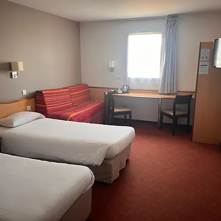 Brit Hotel Confort Montauban Exterior photo