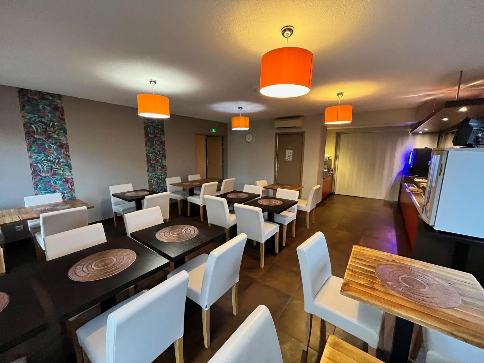 Brit Confort Hotel 3*